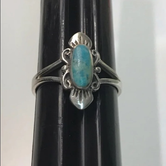 Jewelry - Southwest Style Sterling & Turquoise Ring Size 8.5